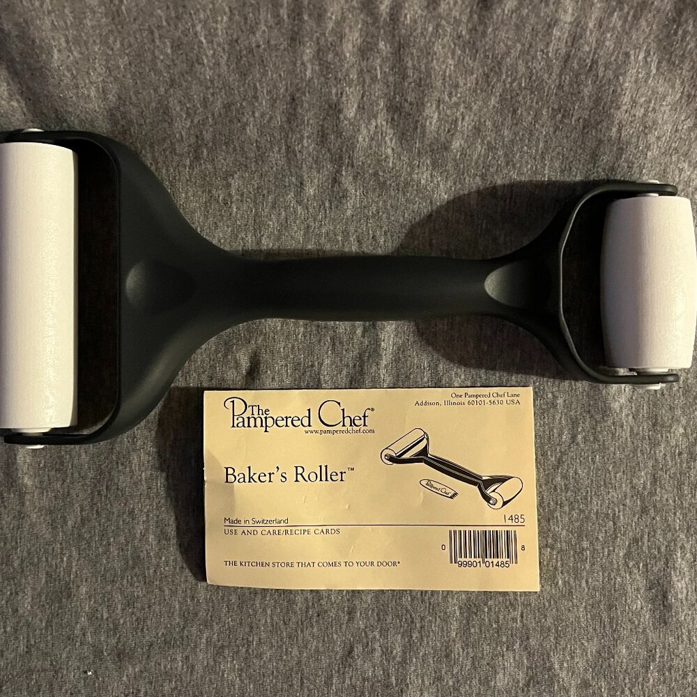 Pampered Chef Bakers Roller 1485